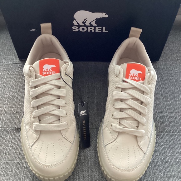 Sorel Women's Ona Ave Low-Top Sneakers, size 8.5 - Picture 2 of 12